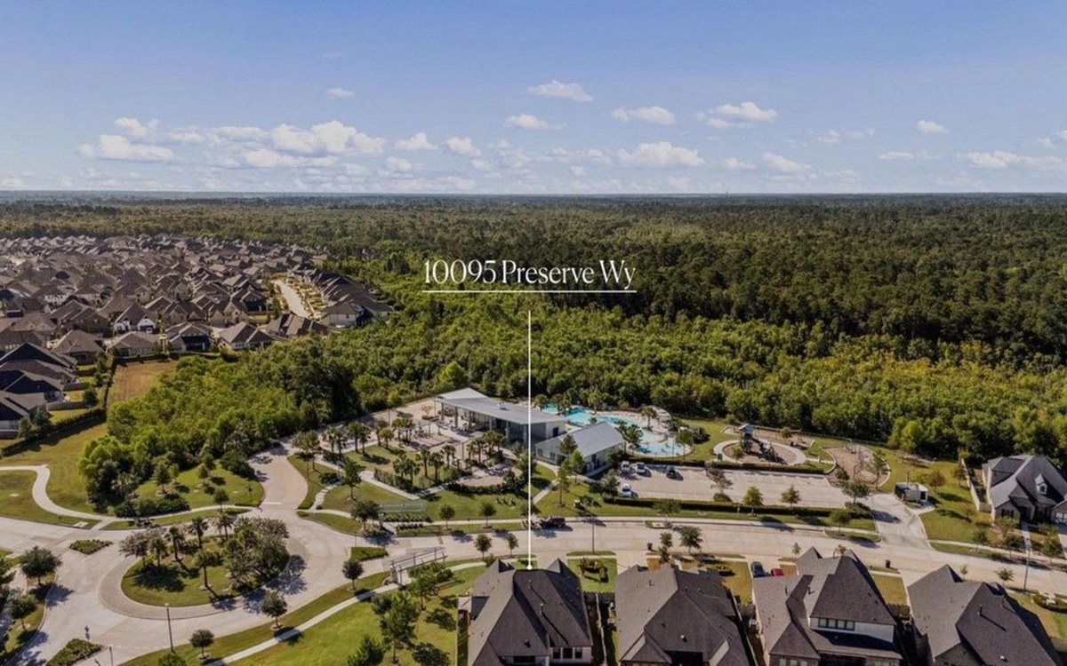 Aerial photography for a Francisco Martinez listing