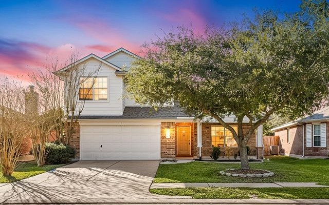 Brokers opens and open houses for a Francisco Martinez listing